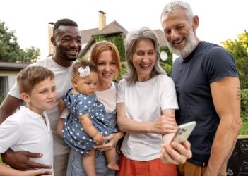 5-ensinamentos-do-Papa-Francisco-para-as-familias-768x512